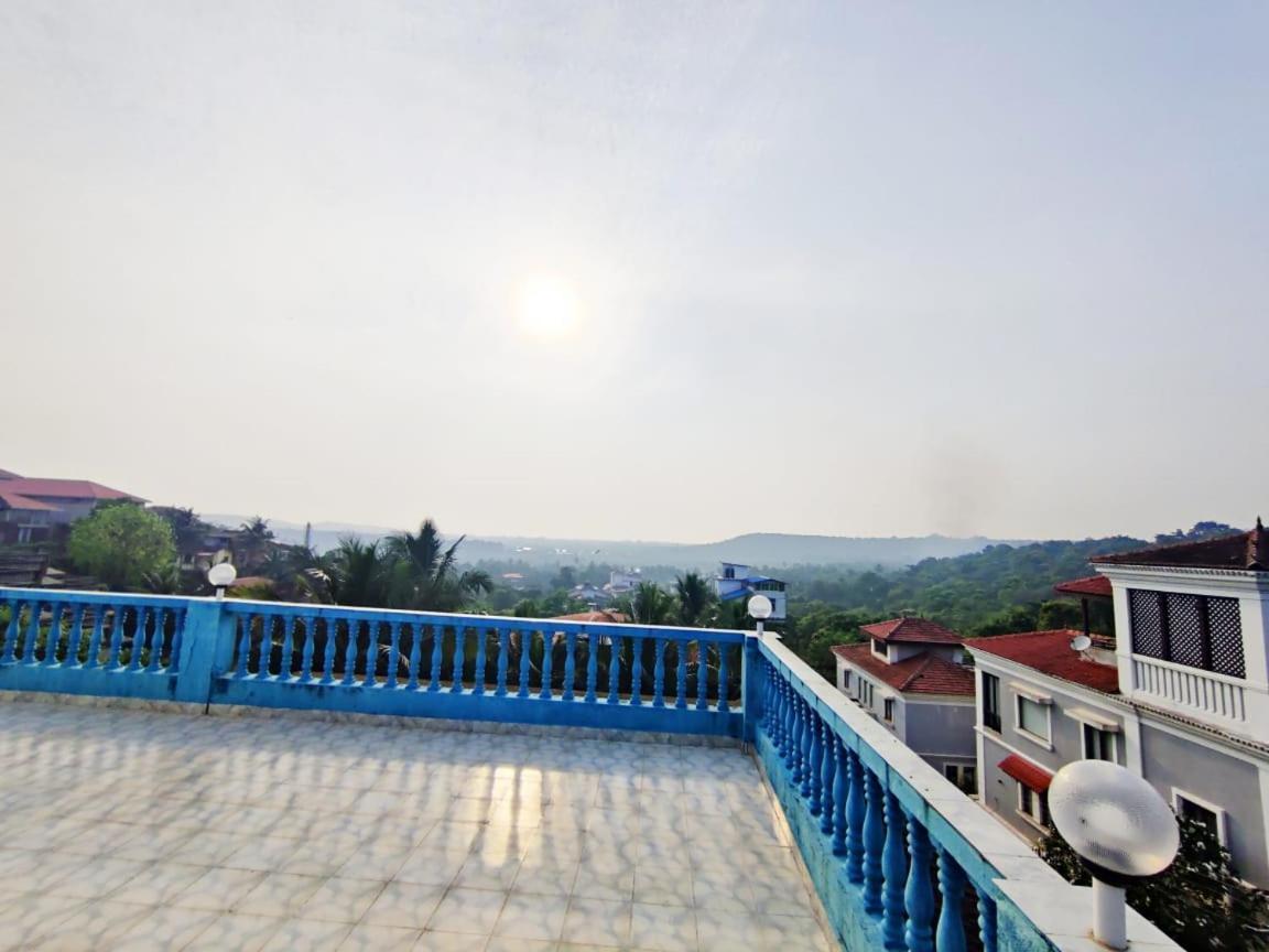 Amazing Hilltop 4 Bhk Villa With Private Pool Near Candolim Eksteriør billede
